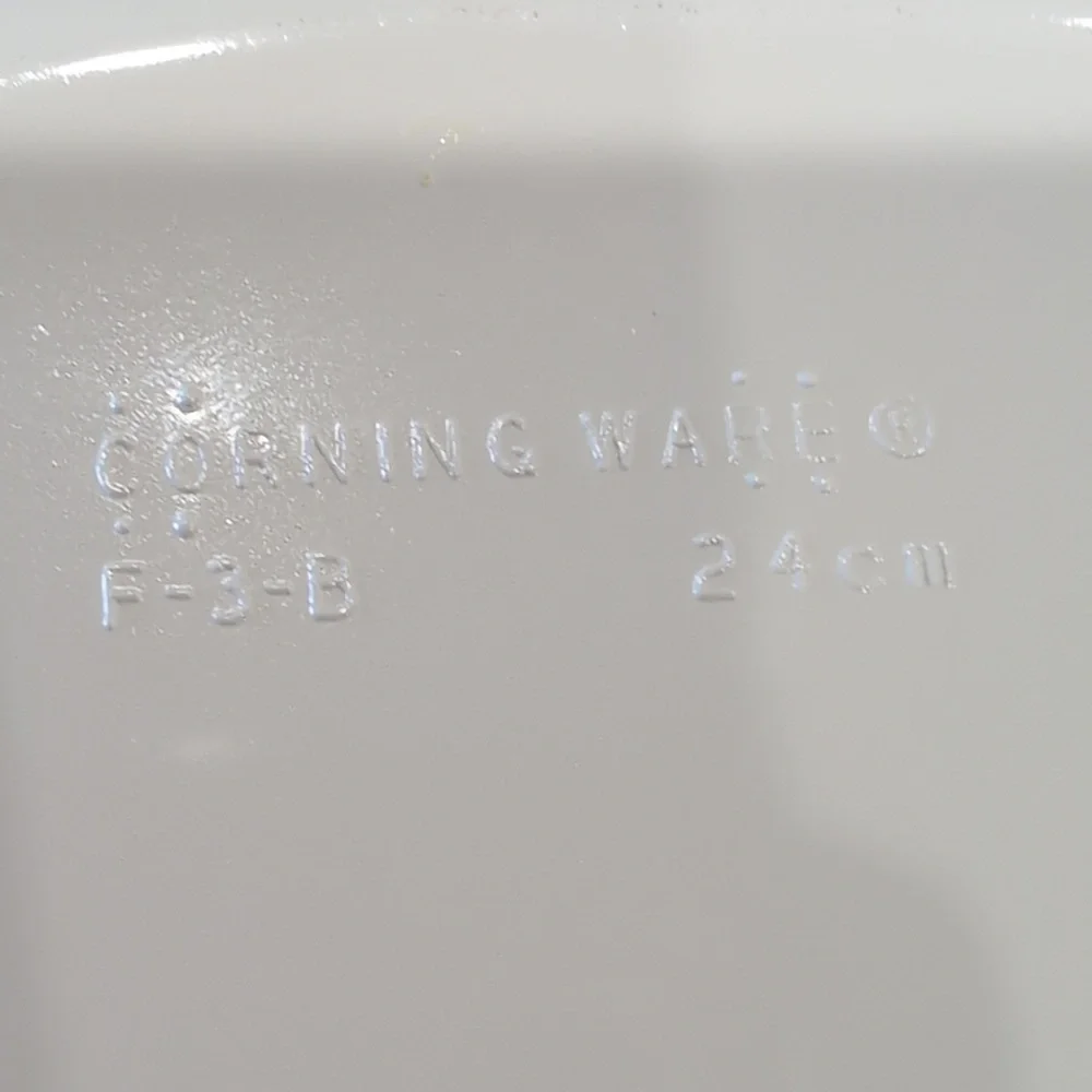 Corning Ware French White F-3-B 10